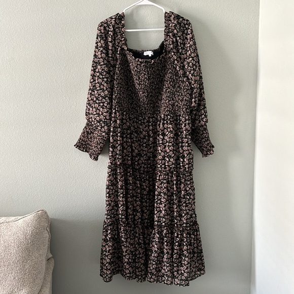 Ivy City Co Black and White Tiered Midi Dress with Bishop Sleeves - Picture 2 of 5